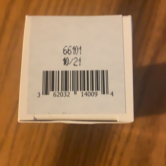 Obagi - Picture 2 of 2